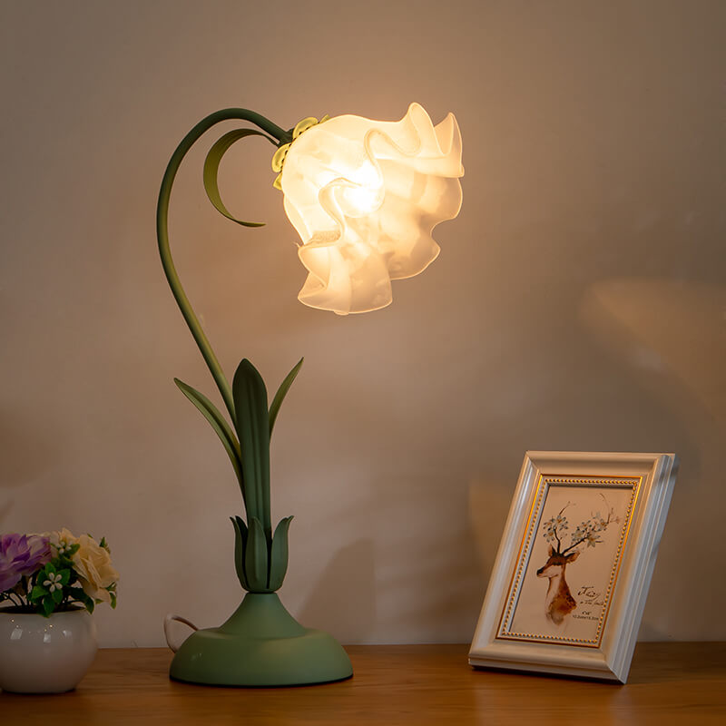 Lampe de table à fleurs romantique