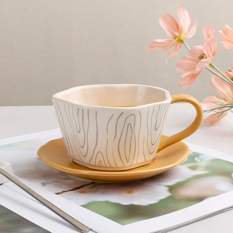Ensemble de tasses à anneaux annuels