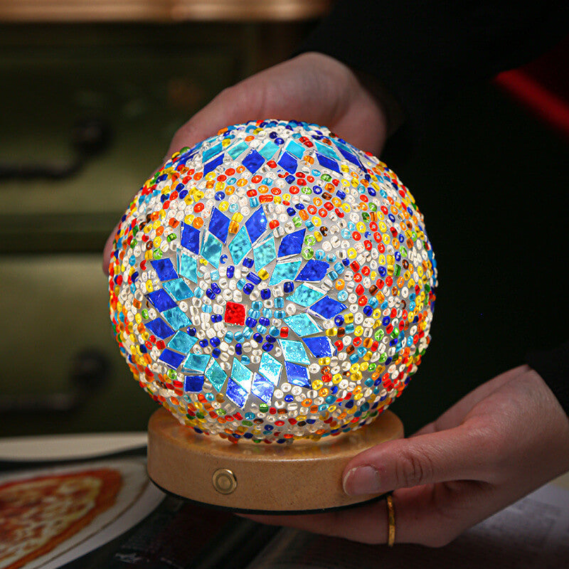 Kreative wiederaufladbare Tischlampe aus Glas im Böhmischen Stil