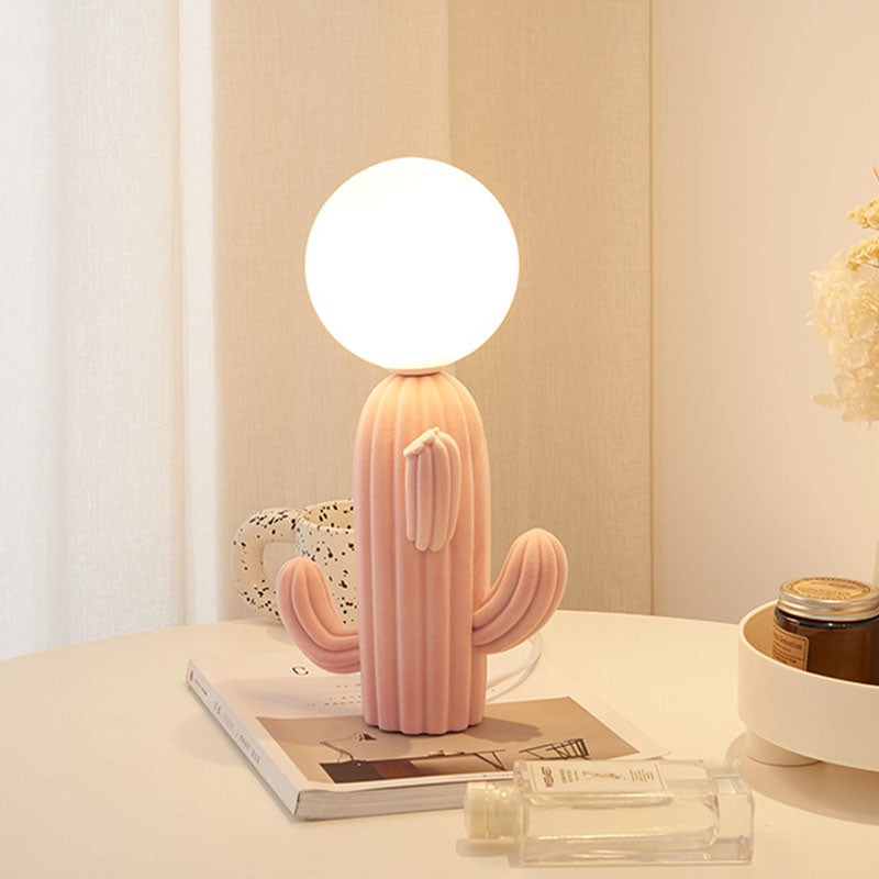 Tischlampe aus Kunstharz mit Kaktusmotiv