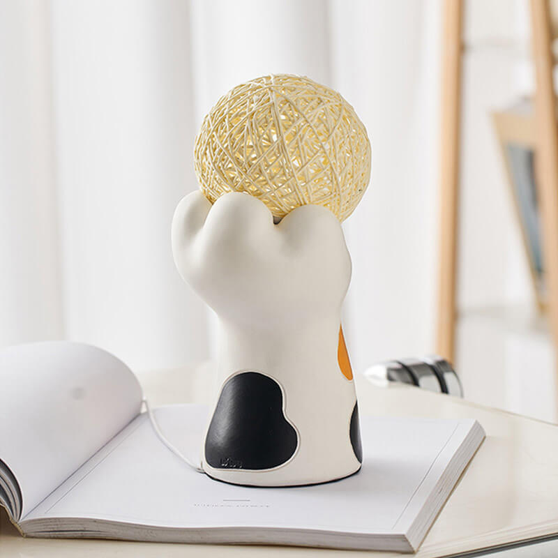 Cat Claw Sepak Takraw Ball Lamp