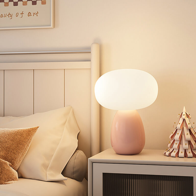 Cremefarbene Tischlampe mit Pilzmotiv
