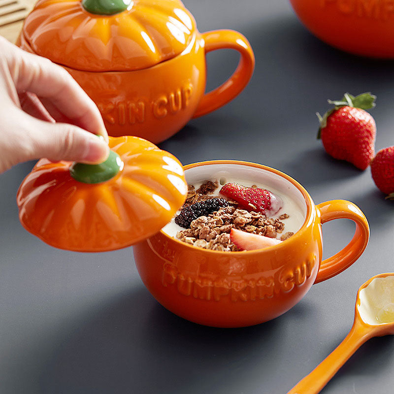 Tasse créative en céramique en forme de citrouille