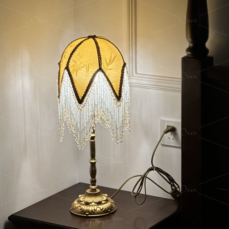 Creative Retro Tassel Table Lamp