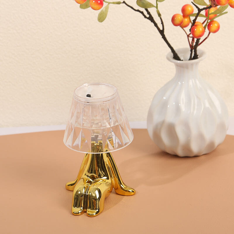 Lampe de table créative en forme de statuette