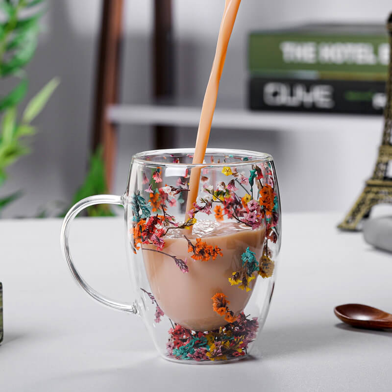 Doppelter Flow Sandblumenbecher aus Glas