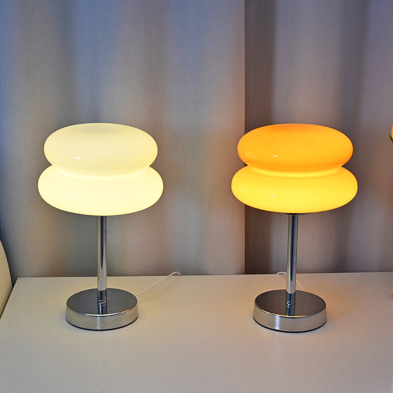 Eierkuchen-Tischlampe aus Glas