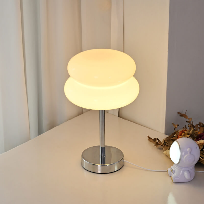Eierkuchen-Tischlampe aus Glas