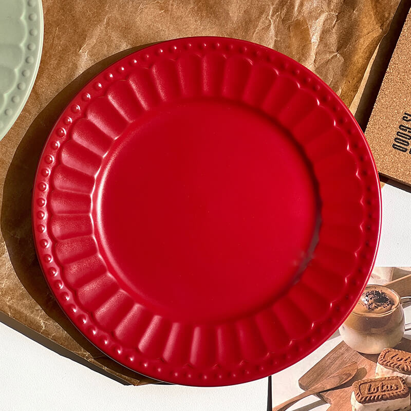 Embossed Simple Ceramic Dinner Plate