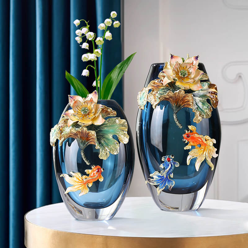 Vase en verre émaillé coloré