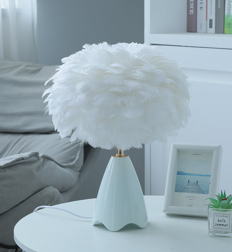 Lampe de table en verre à plumes