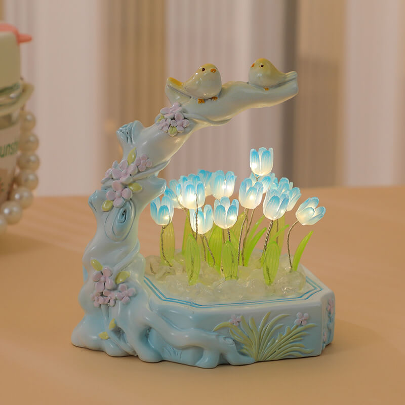 Nachtlicht Tulpe mit Blumen und Vögeln