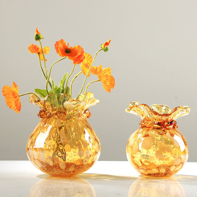 Vase porte-bonheur émaillé
