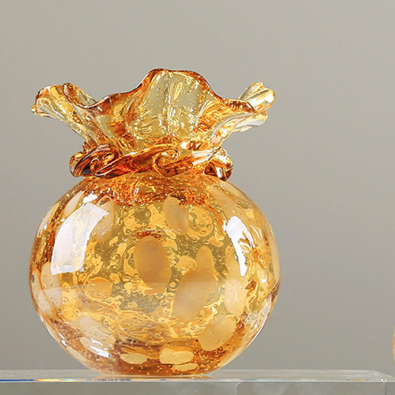 Vase porte-bonheur émaillé