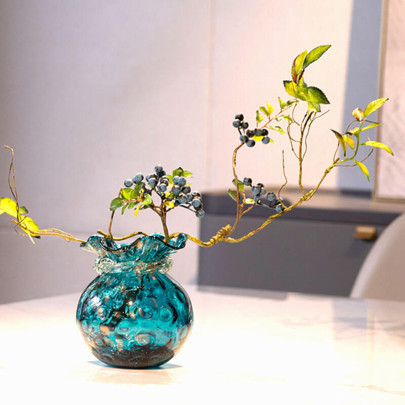 Vase porte-bonheur émaillé