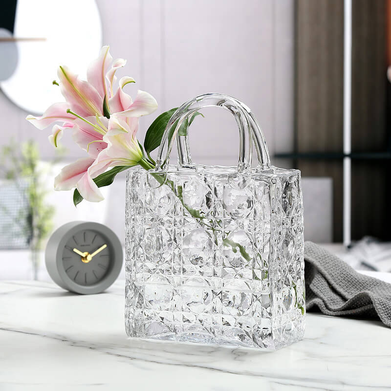 Vase en verre pour sac à main