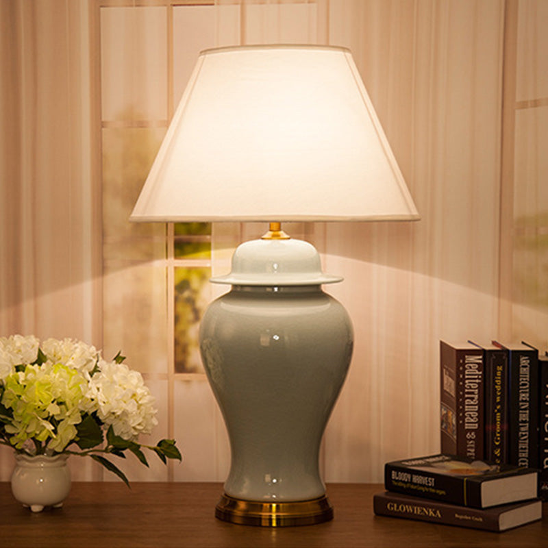 Light Luxury Ceramic Table Lamp