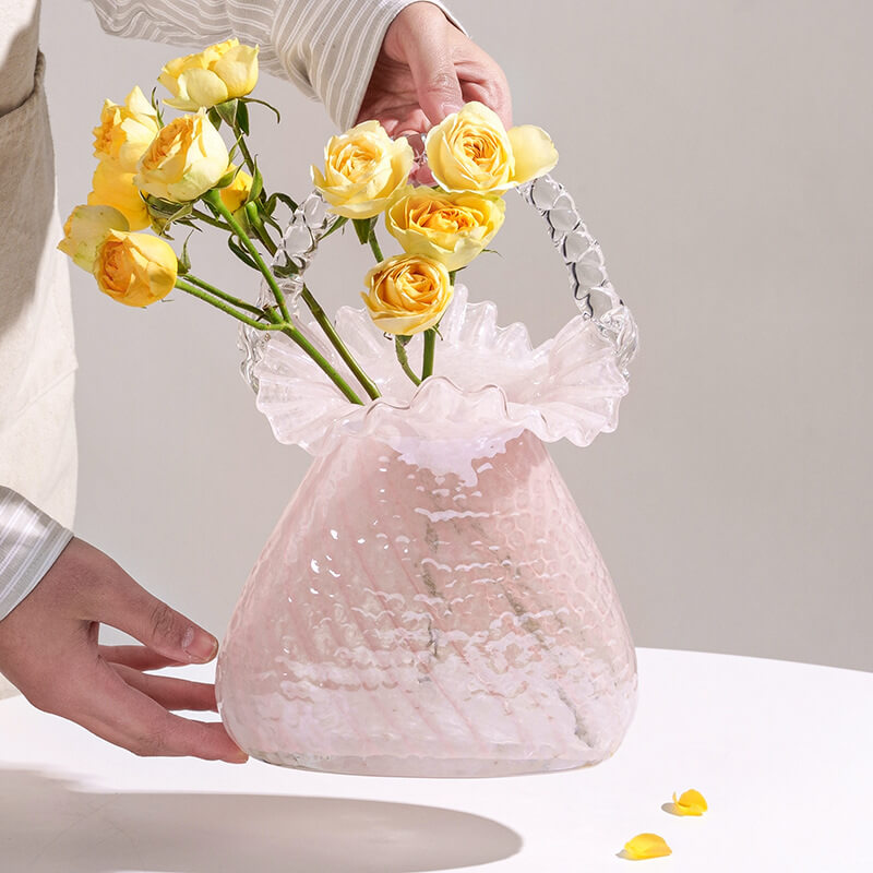 Vase de sac à main en verre léger et luxueux