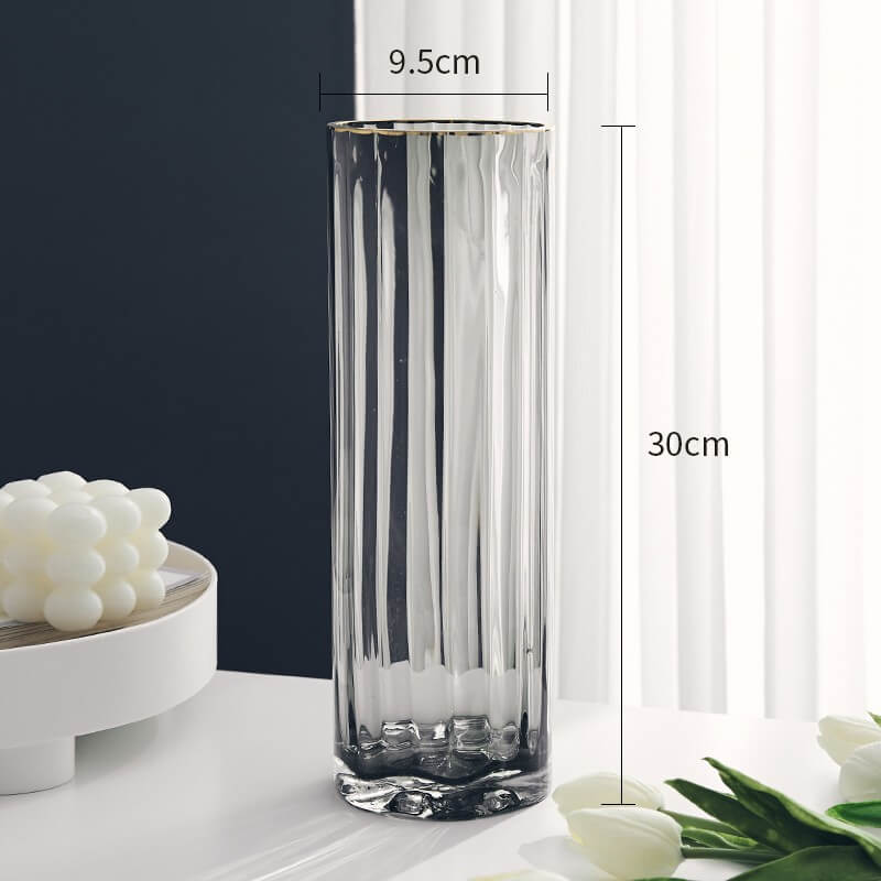 Vase en verre simple et léger de luxe