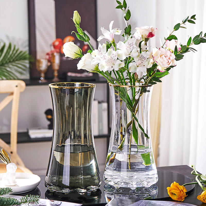 Vase en verre simple et léger de luxe