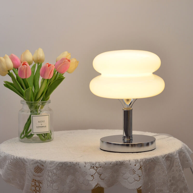 Neue Schreibtischlampe aus Eierkuchenglas