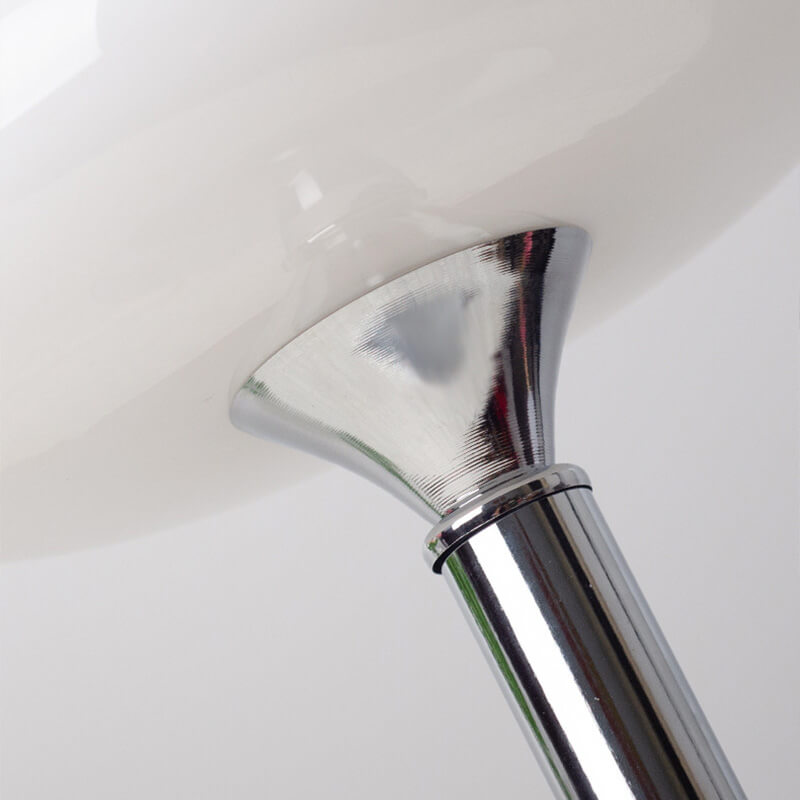 Neue Schreibtischlampe aus Eierkuchenglas