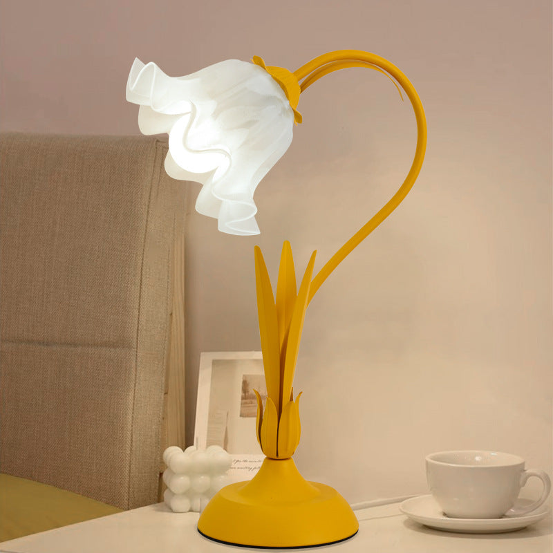 Lampe de table à fleurs romantique