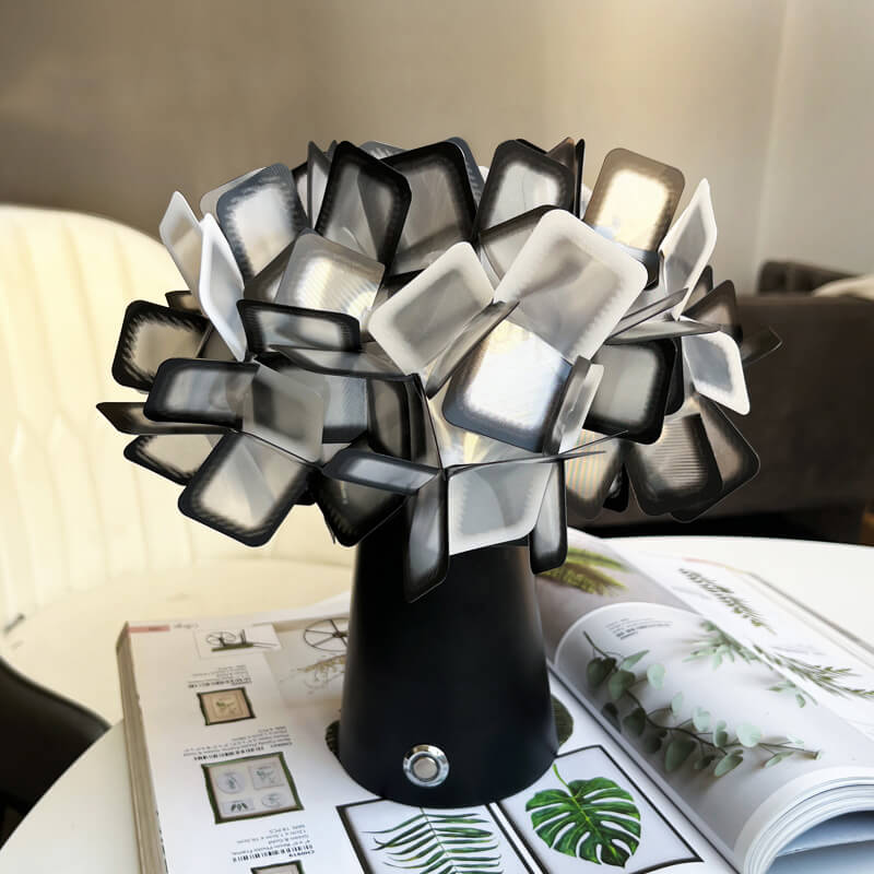 Petal Table Lamp
