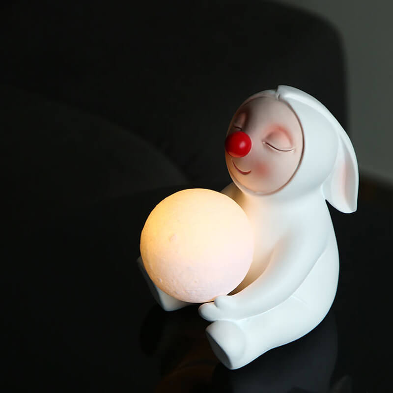 Nachtlampe mit Kaninchenpuppe