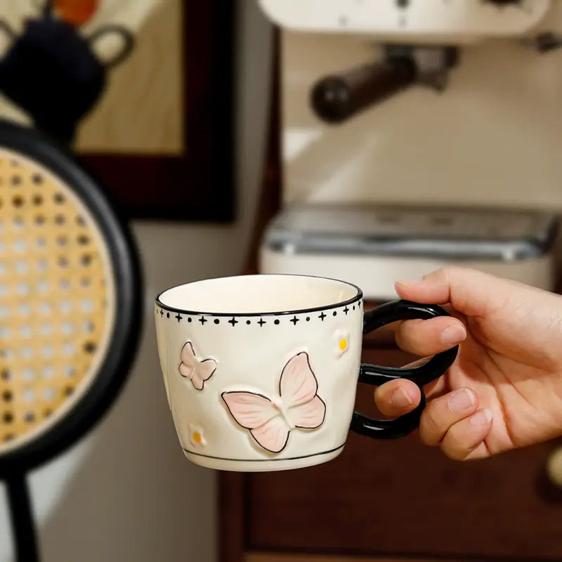 Tasse papillon rétro