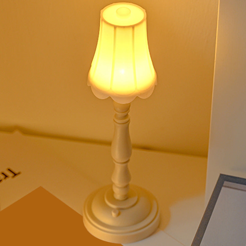 Mini Retro Kleine Tischlampe