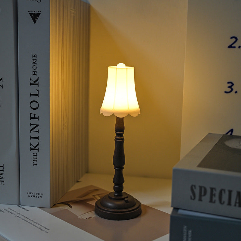 Mini Retro Kleine Tischlampe