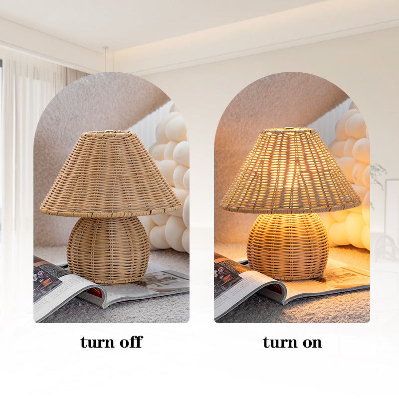 Simple Bamboo Table Lamp