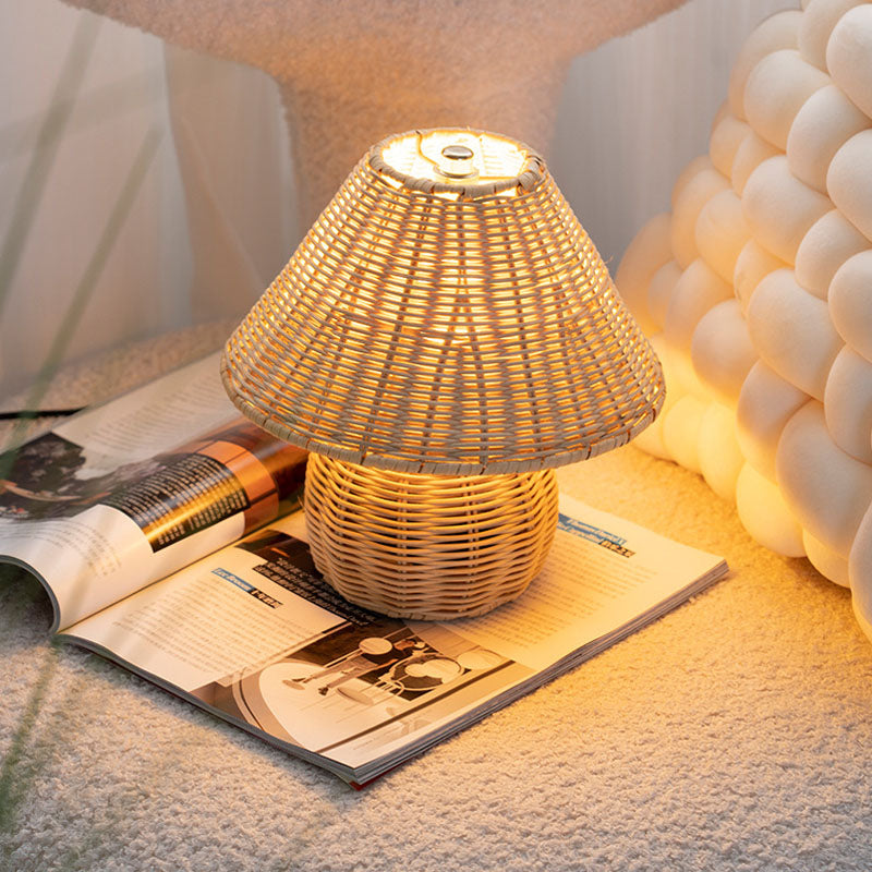 Simple Bamboo Table Lamp