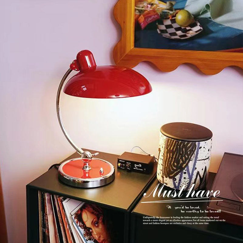 Simple Bauhaus Retro Desk Lamp