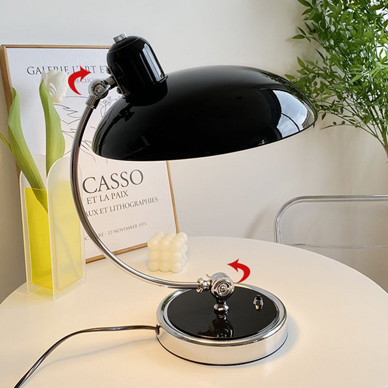 Simple Bauhaus Retro Desk Lamp