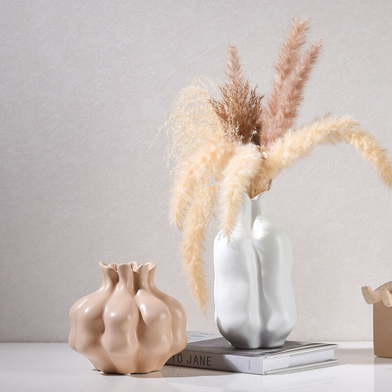 Vase en céramique de couleur unie crème