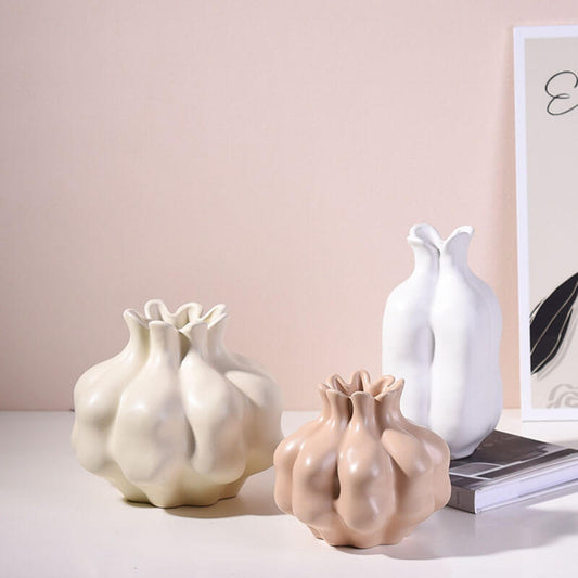 Vase en céramique de couleur unie crème