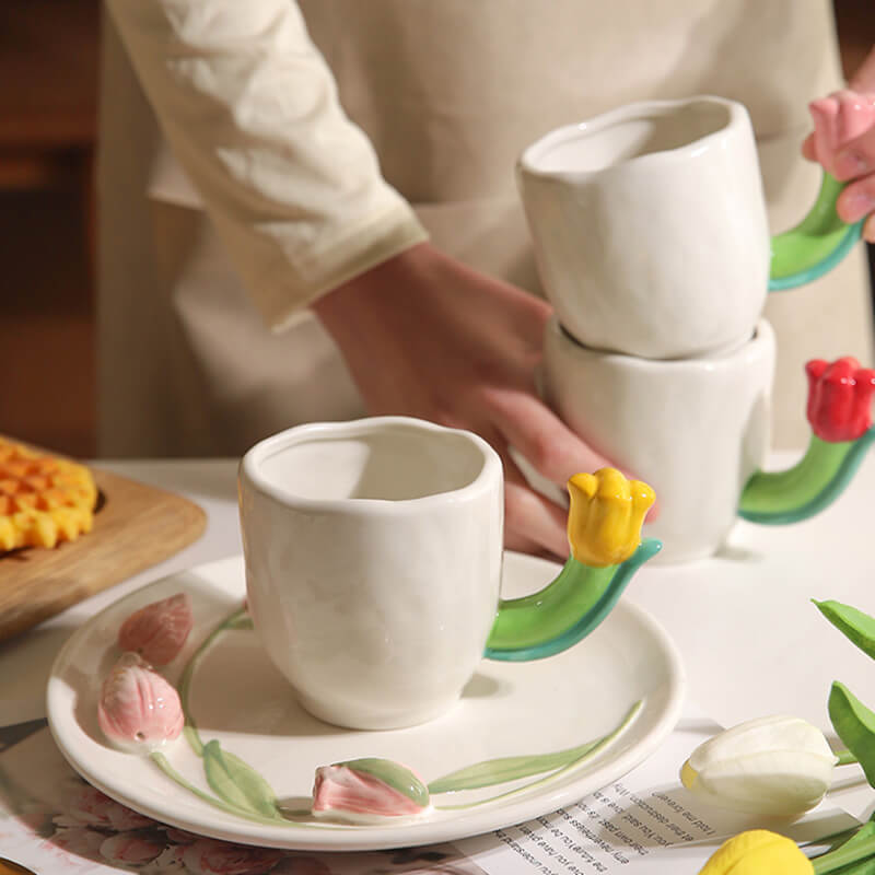 Tulip Handle Ceramic Mug