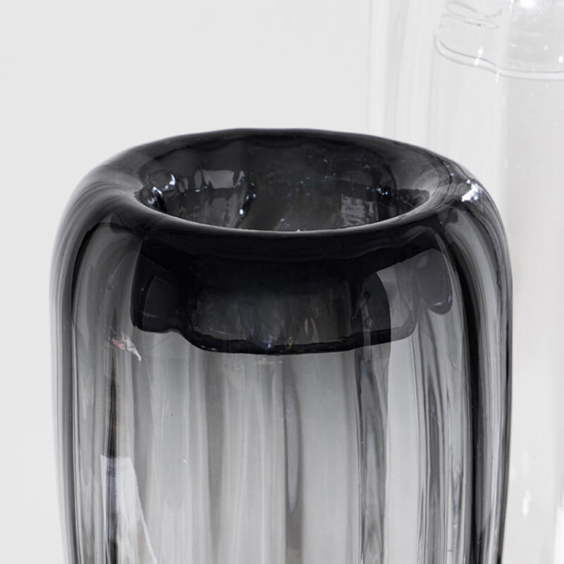 Vase en verre à grain vertical
