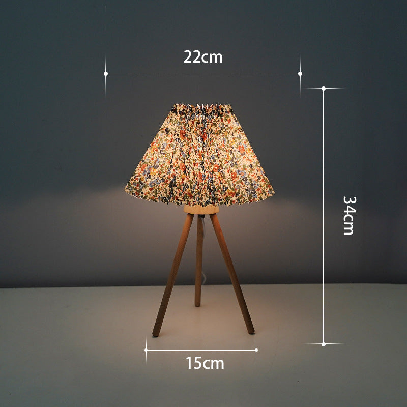 Vintage Pleated Table Lamp