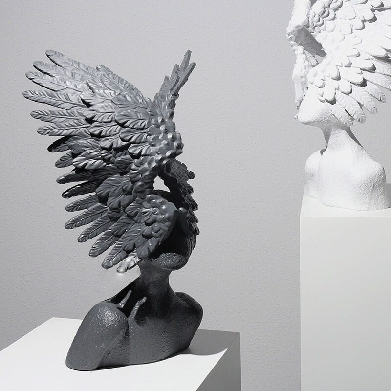 Sculpture en forme d'aile