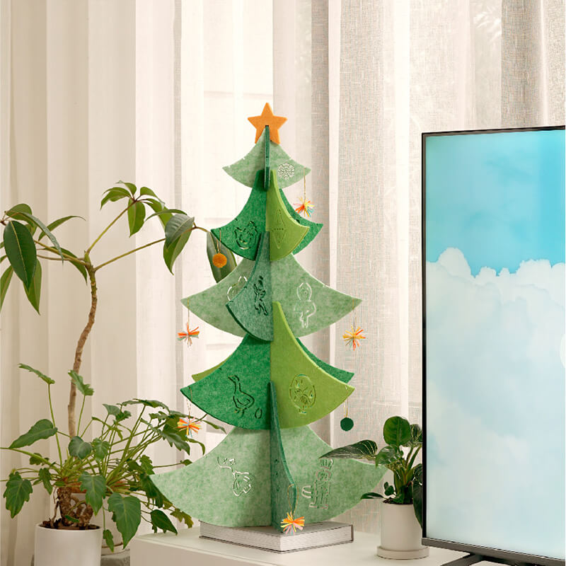 Sapin de Noël en bois cousu