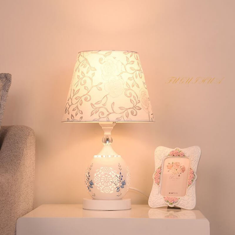 Blau-weiße Tischlampe aus Porzellan und Keramik