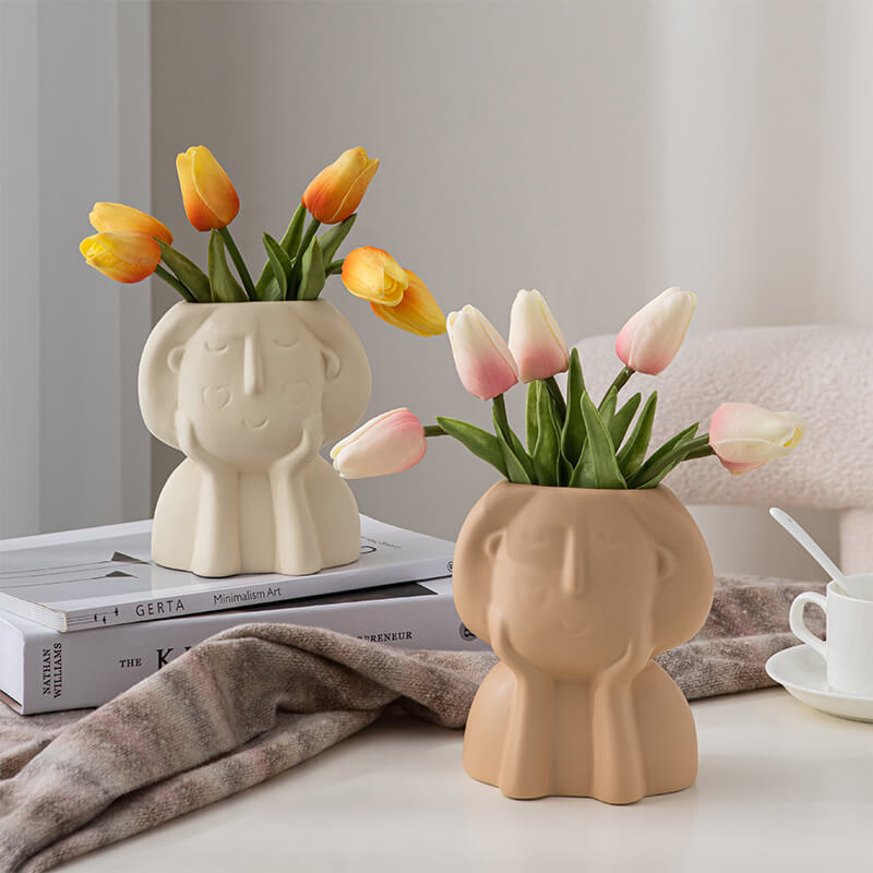 Vase en céramique Cheek Girl