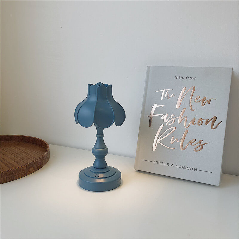 Lotus Leaf Table Lamp
