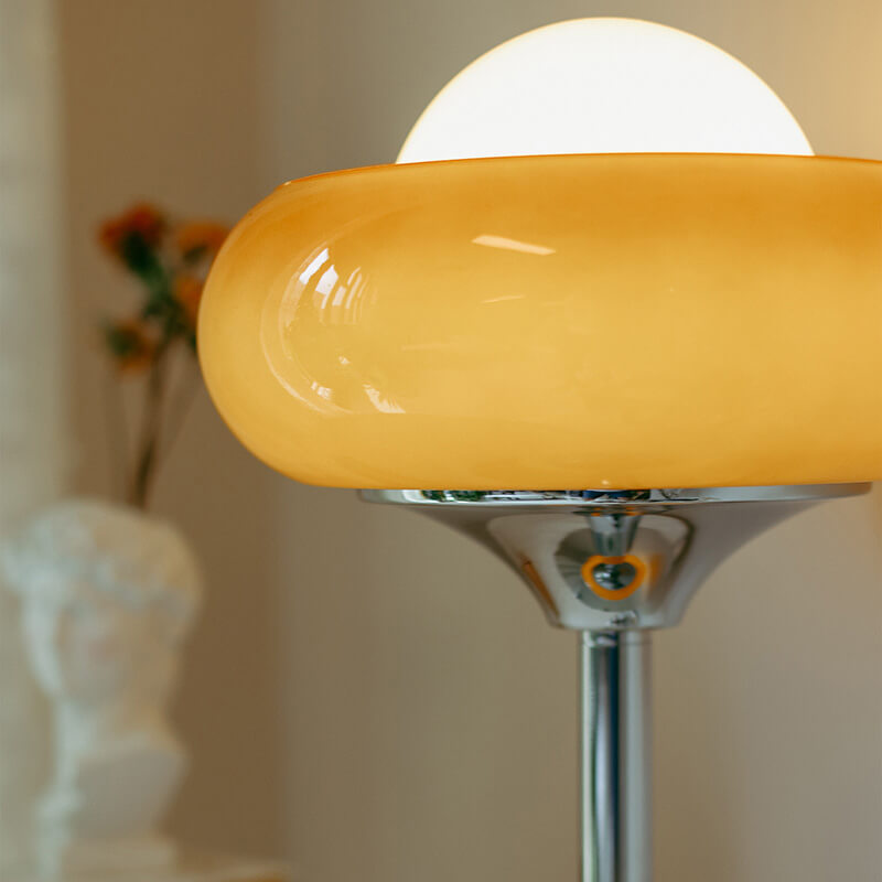 Lampes de table en verre à tarte aux œufs