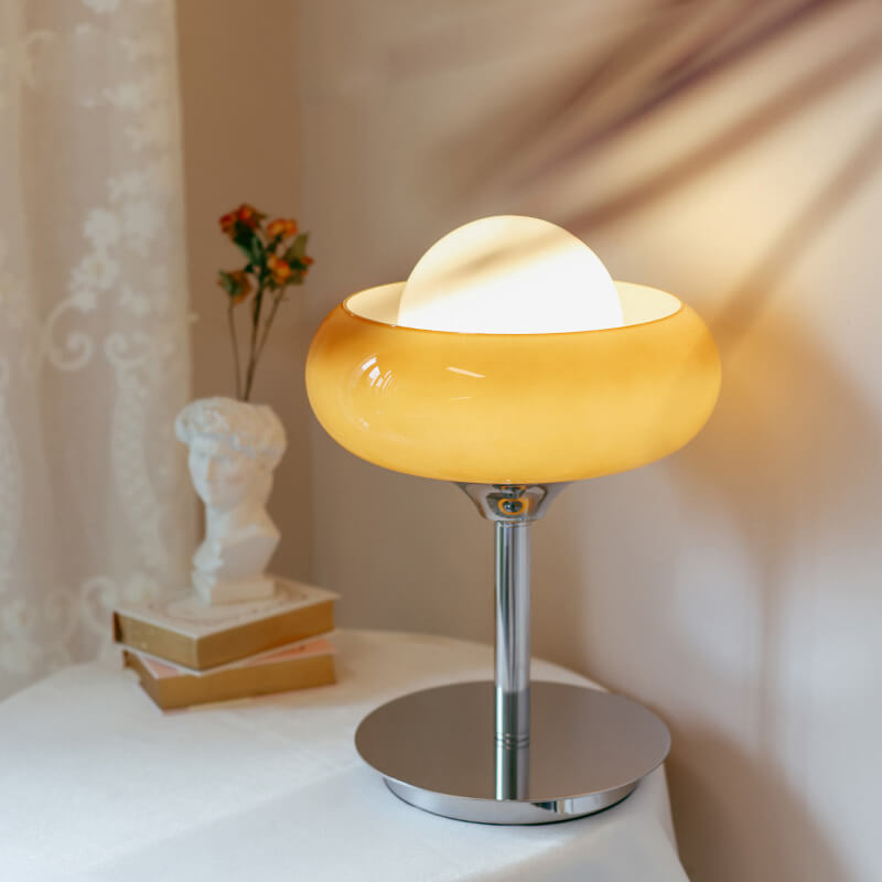Lampes de table en verre à tarte aux œufs