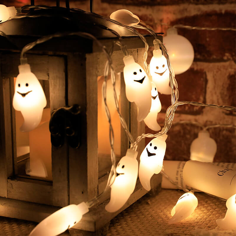 Bunte Halloween-Lichterketten