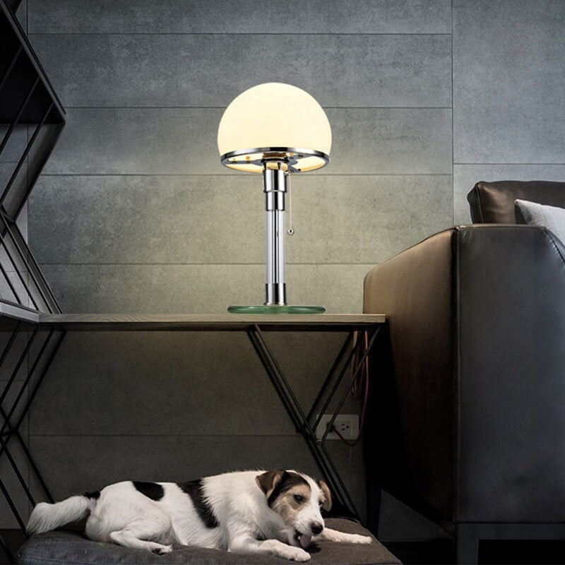 Lampe de table en verre de style médiéval